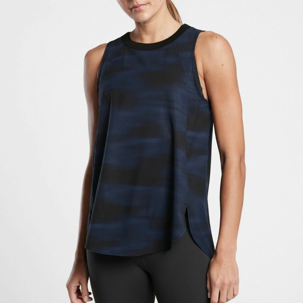 ♡ Athleta Zephyr Tank Blurred Camo XS NWOT